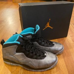 Air Jordan 10 Retro 30th “Lady of Liberty”